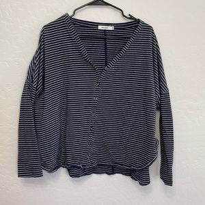 Mod Ref - Women’s Medium Navy Blue & White Long Sleeve Casual Button Down